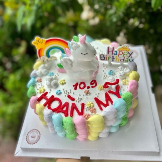 Bánh bé gái 04