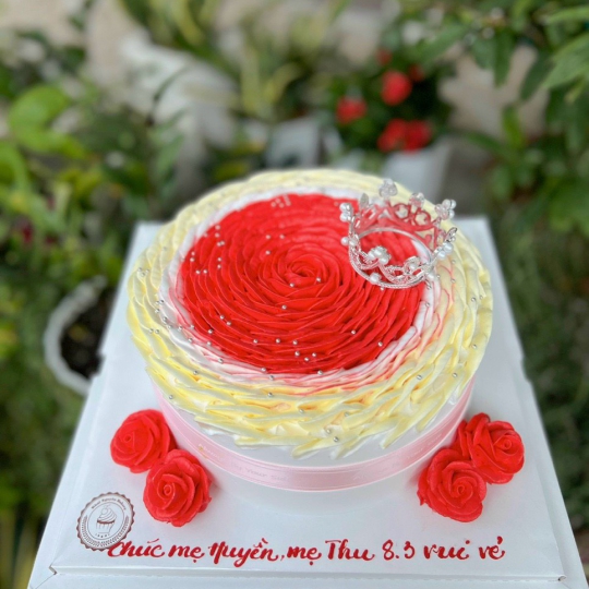 Mẫu bánh kem cho mẹ 5
