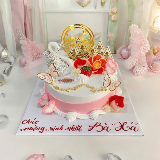 Bánh kem nữ 40