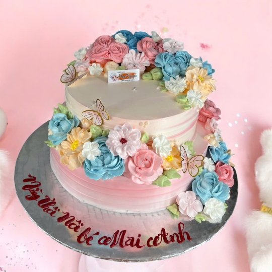 Bánh kem tầng liền 02